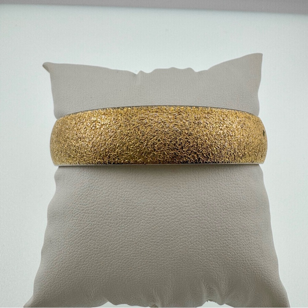 Vintage Monet Heavy Gold Tone Textured Bracelet size 7.5 Bangle